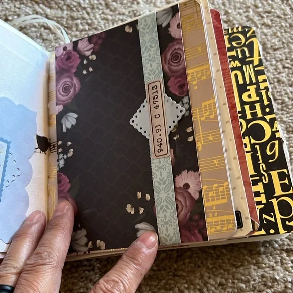 My Happiness and Bliss Junk Journal - Picture 5 of 9